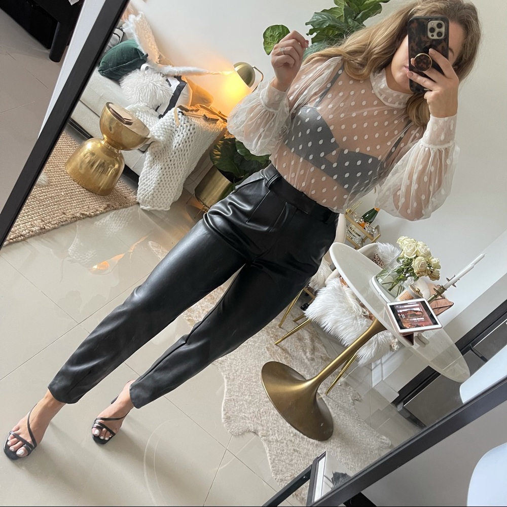 NWT Boohoo Spot Mesh High Neck Blouse